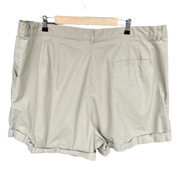 Asos Curve Shorts Womens‎ Size 22 Tan Flat Front Cuffed Plus - Picture 2 of 9